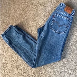 Levi jeans